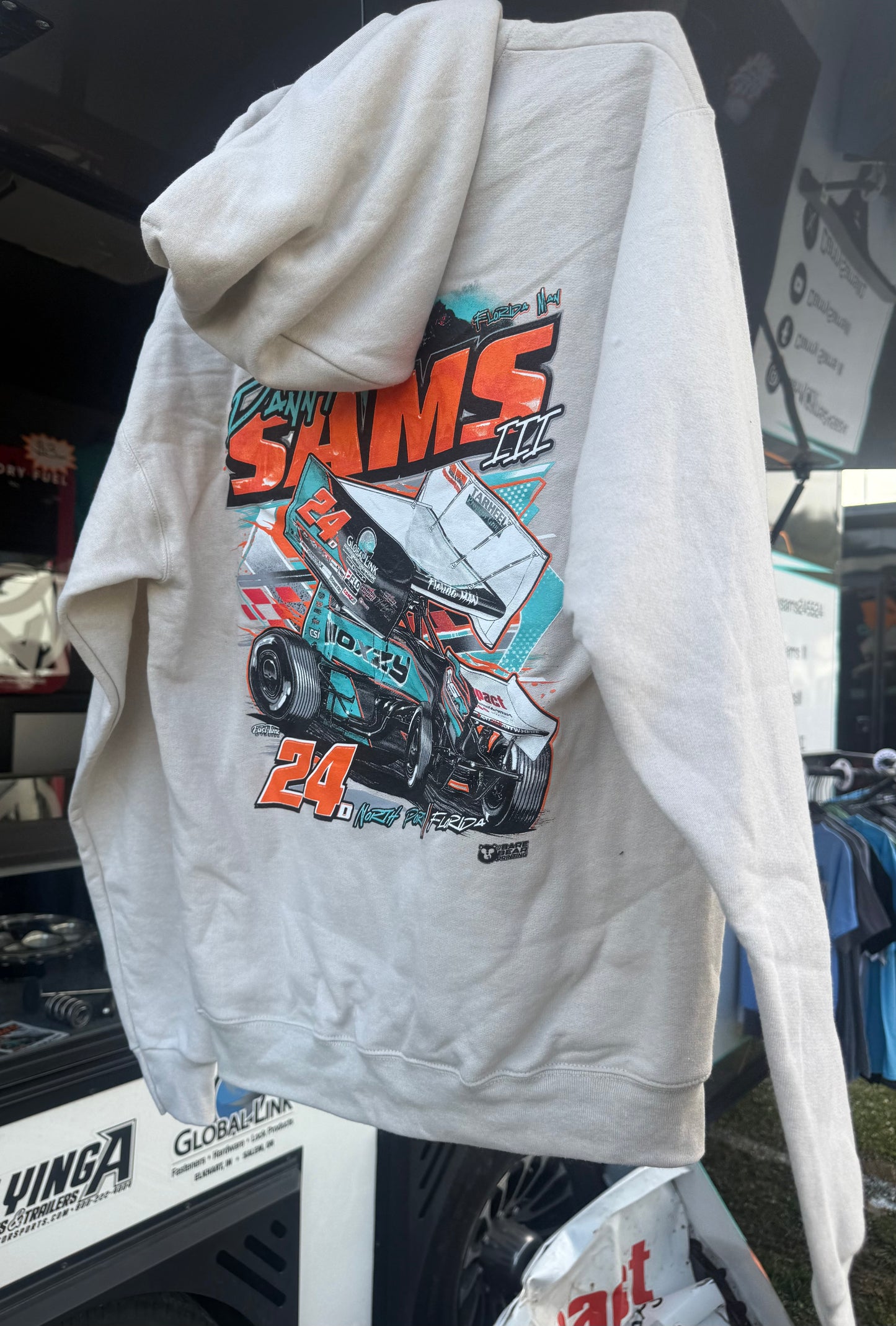 PEEKING GATOR HOODIE - SAND